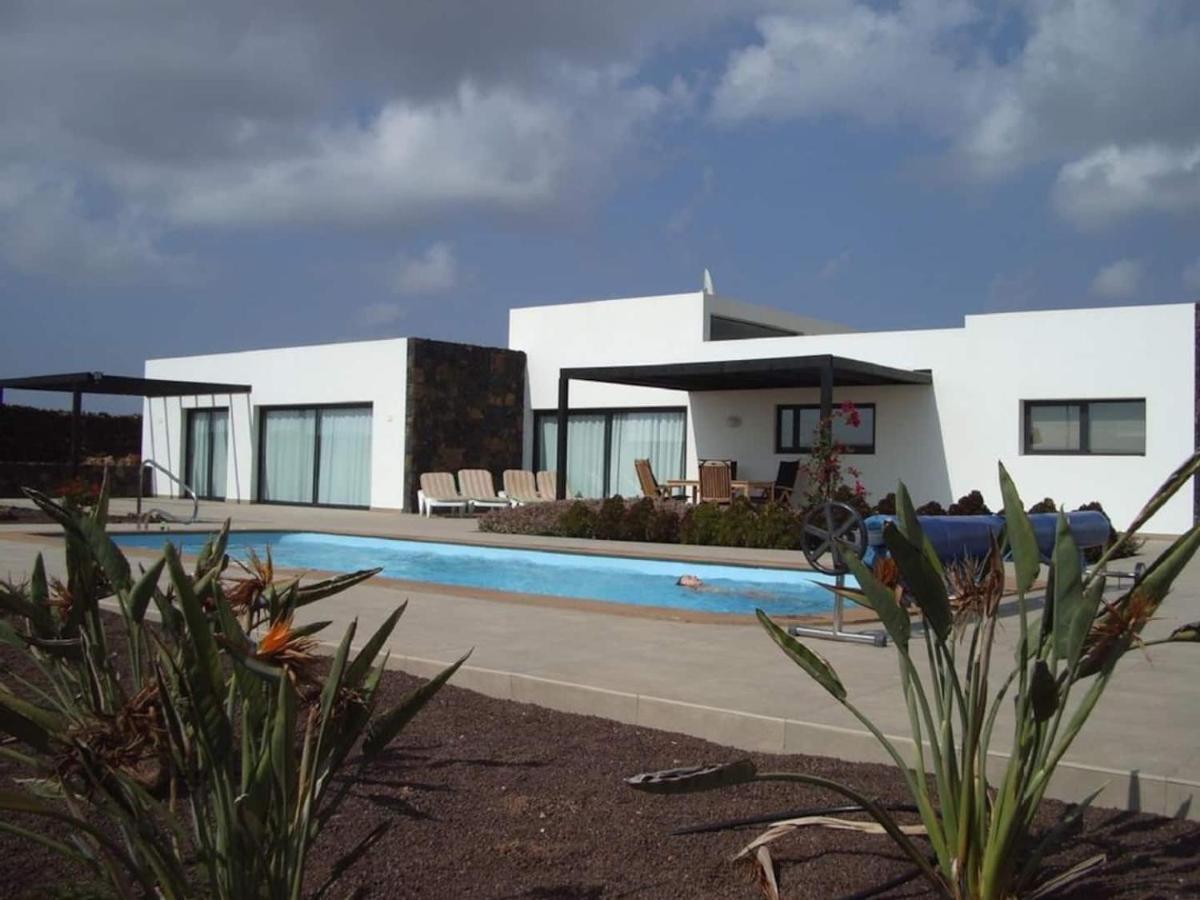 Wind Wave 28B - Heated & Shared Pool Villa La Oliva Eksteriør bilde